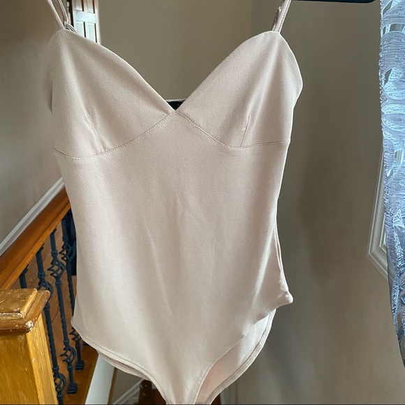 Classy Bodysuit - Picture 6 of 6